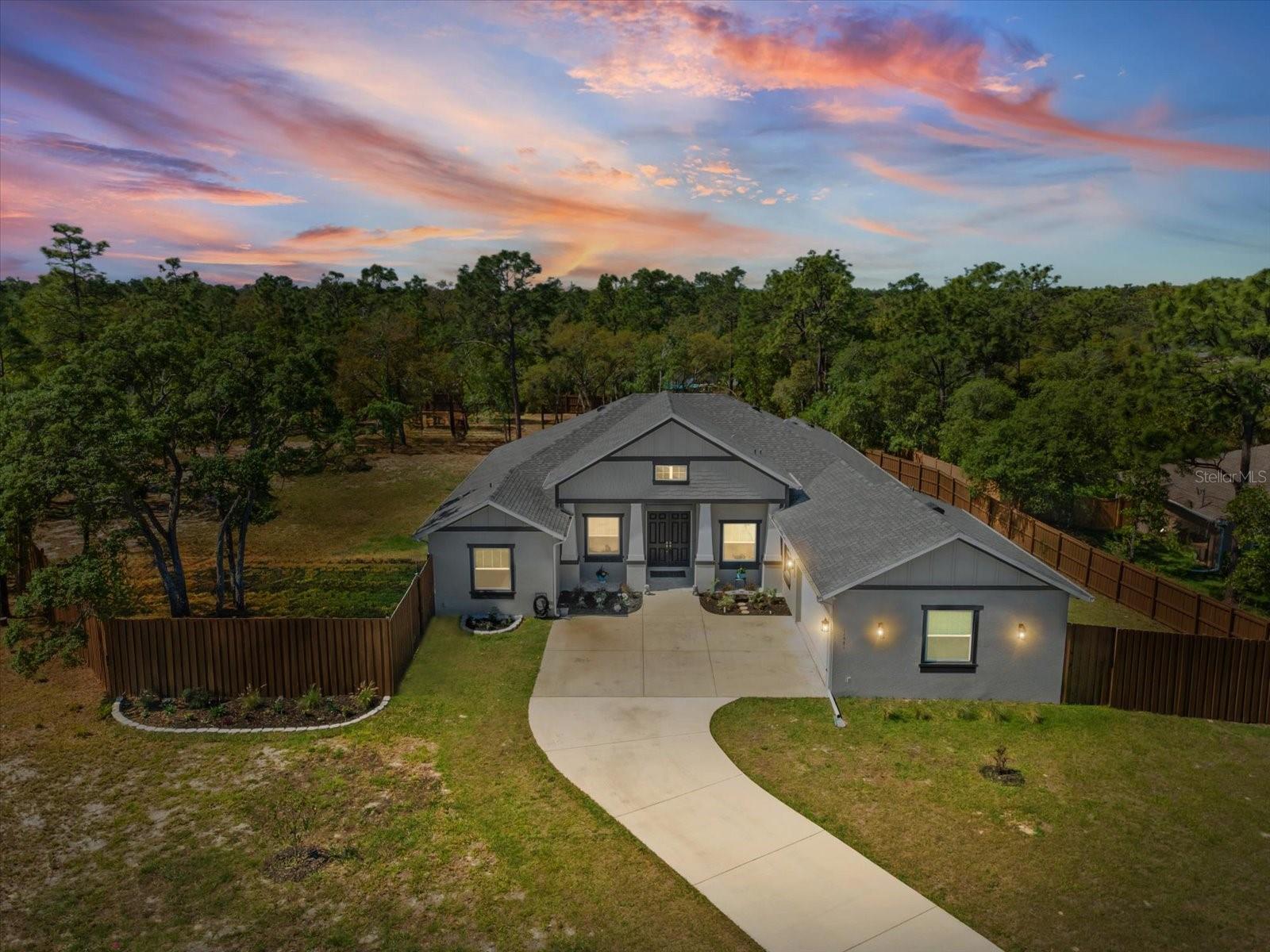 Photo of 11981 ROBINA ROAD WEEKI WACHEE FL 34614