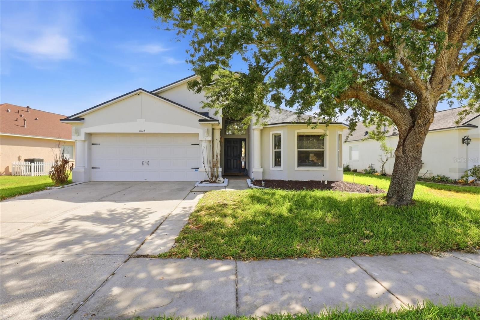 Photo of 4828 WESSEX WAY LAND O LAKES FL 34639