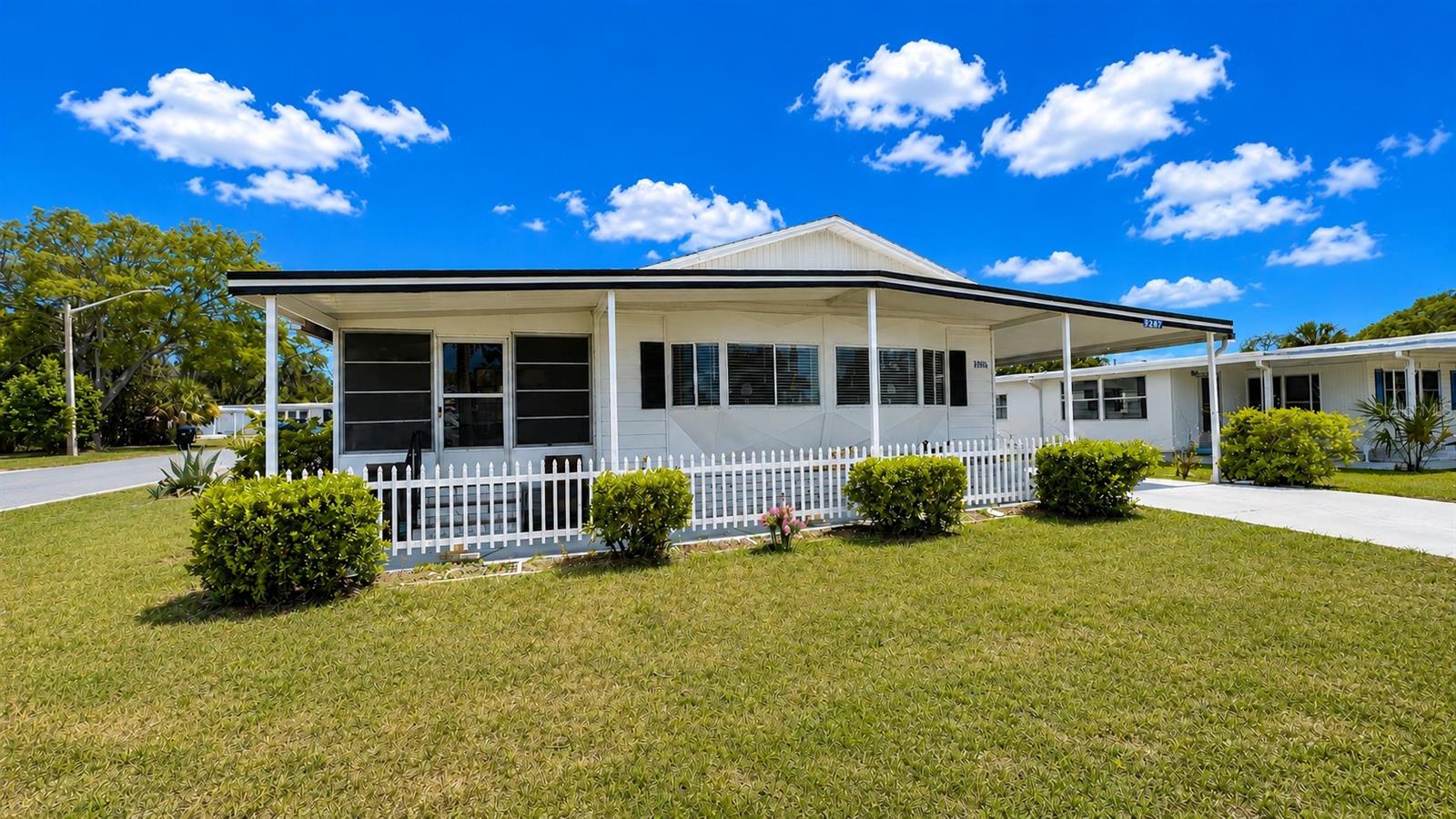 Photo of 9287 HIGHPOINT BOULEVARD BROOKSVILLE FL 34613