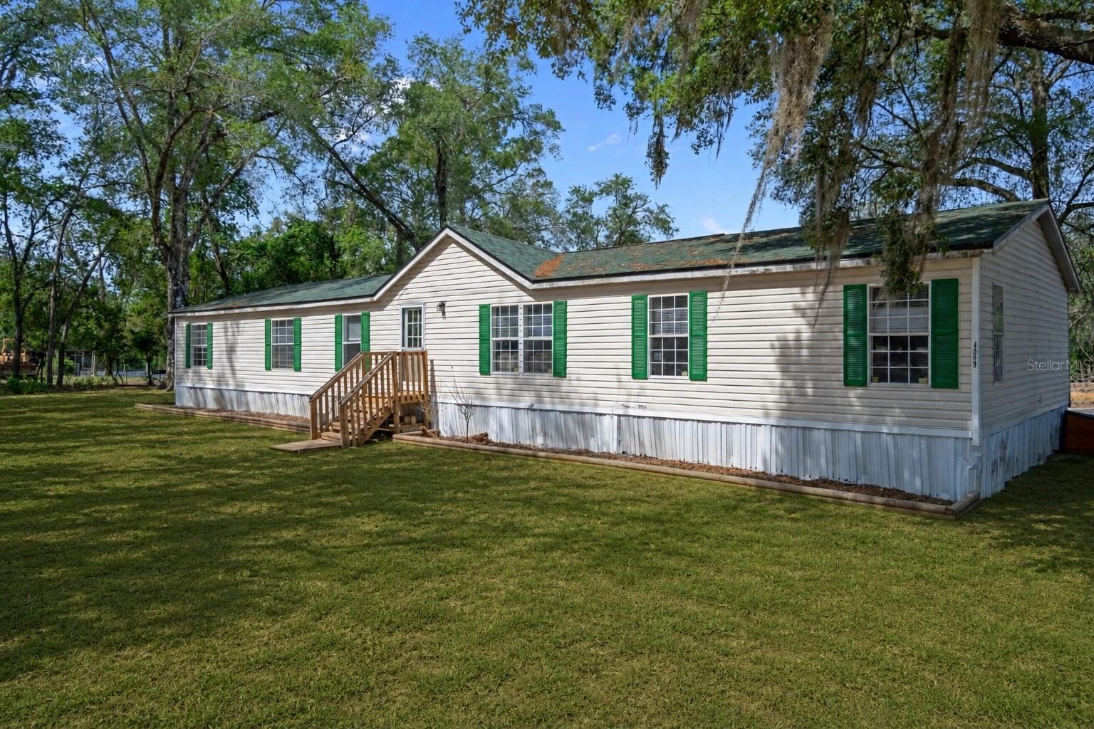 Photo of 4059 MCKETHAN ROAD DADE CITY FL 33523