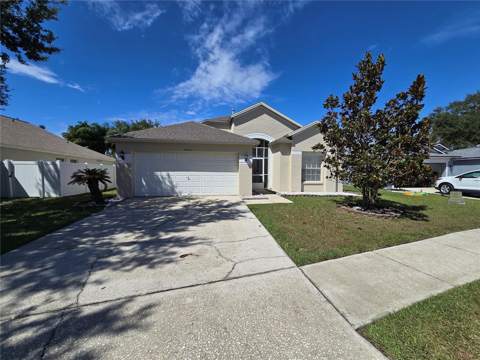 Photo of 24505 LANDING DRIVE LUTZ FL 33559