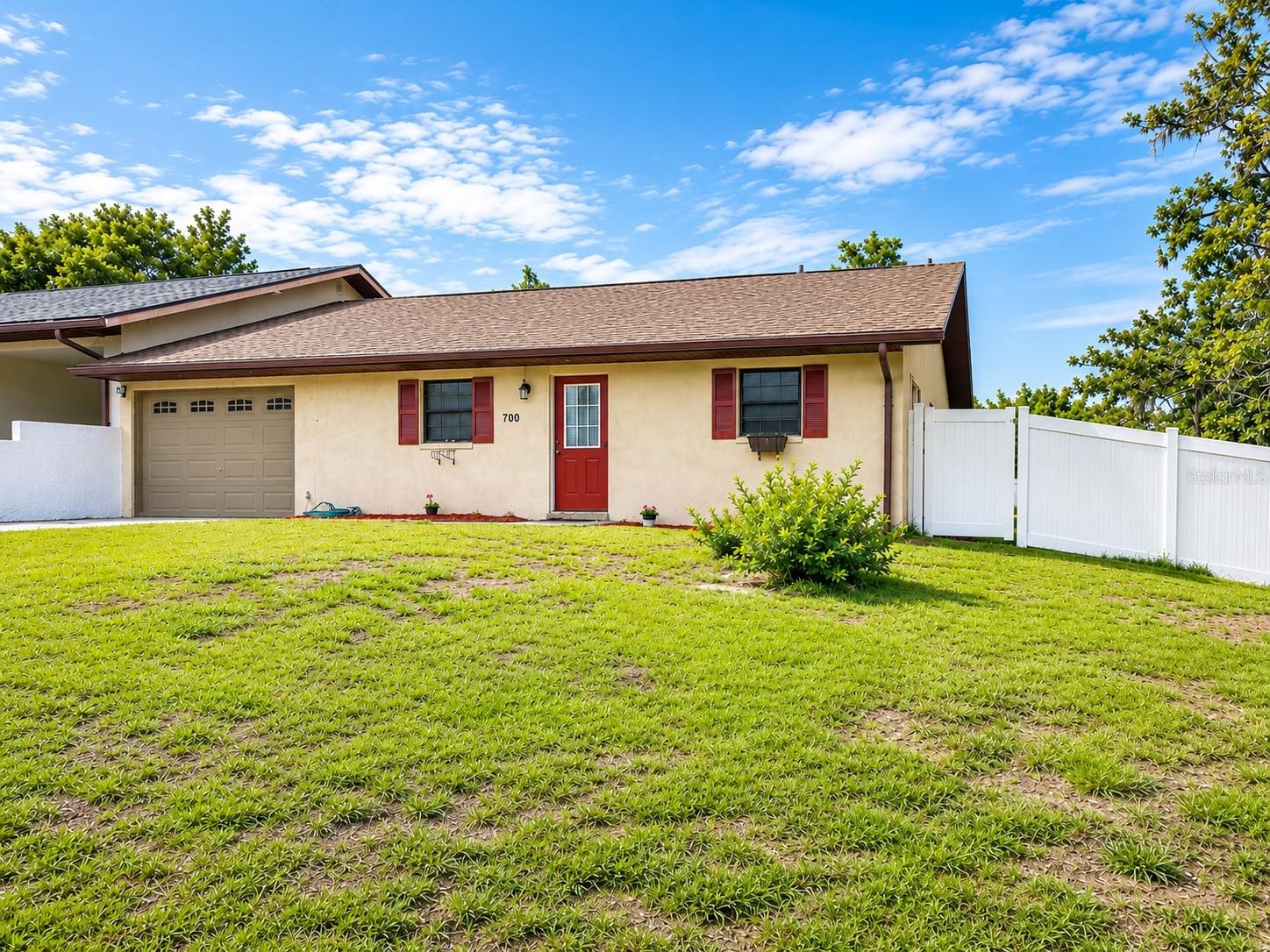 Photo of 700 W DAMPIER STREET INVERNESS FL 34450