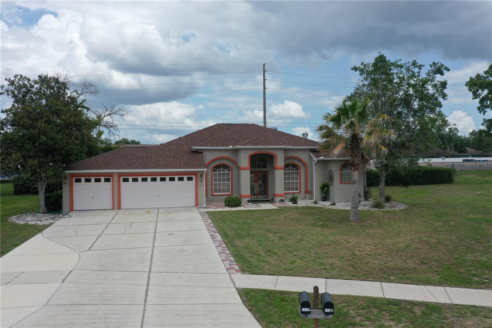 Photo of 14296 PULLMAN DRIVE SPRING HILL FL 34609