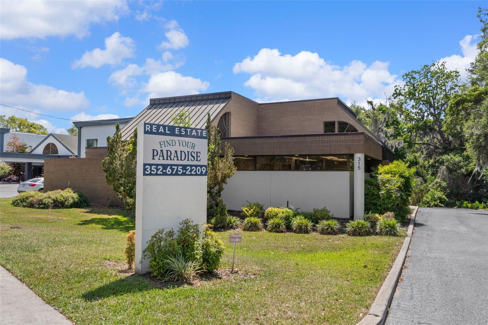 Photo of 315 HOWELL AVENUE BROOKSVILLE FL 34601