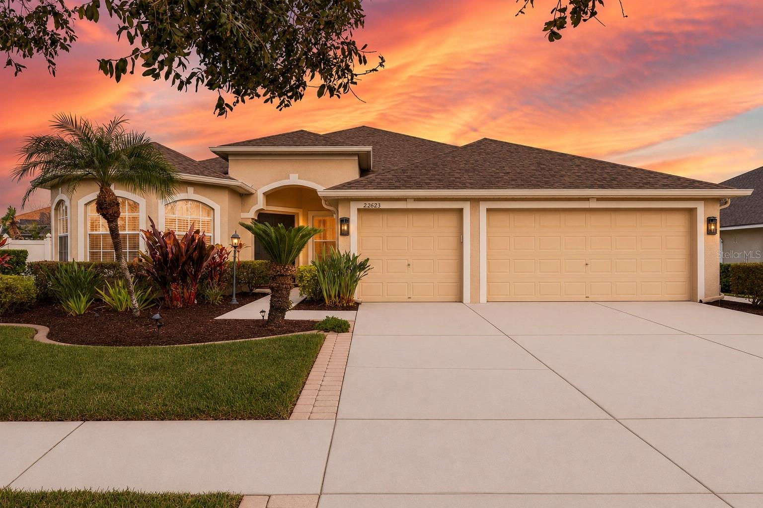Photo of 22623 CLIFFSIDE WAY LAND O LAKES FL 34639
