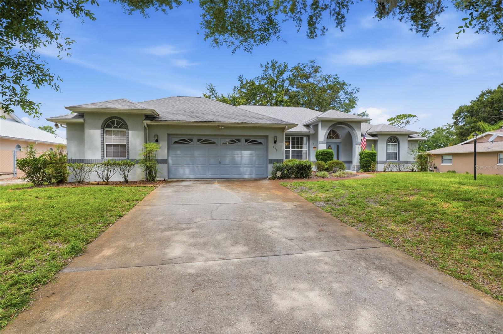Photo of 240 N COUNTRY CLUB DRIVE CRYSTAL RIVER FL 34429