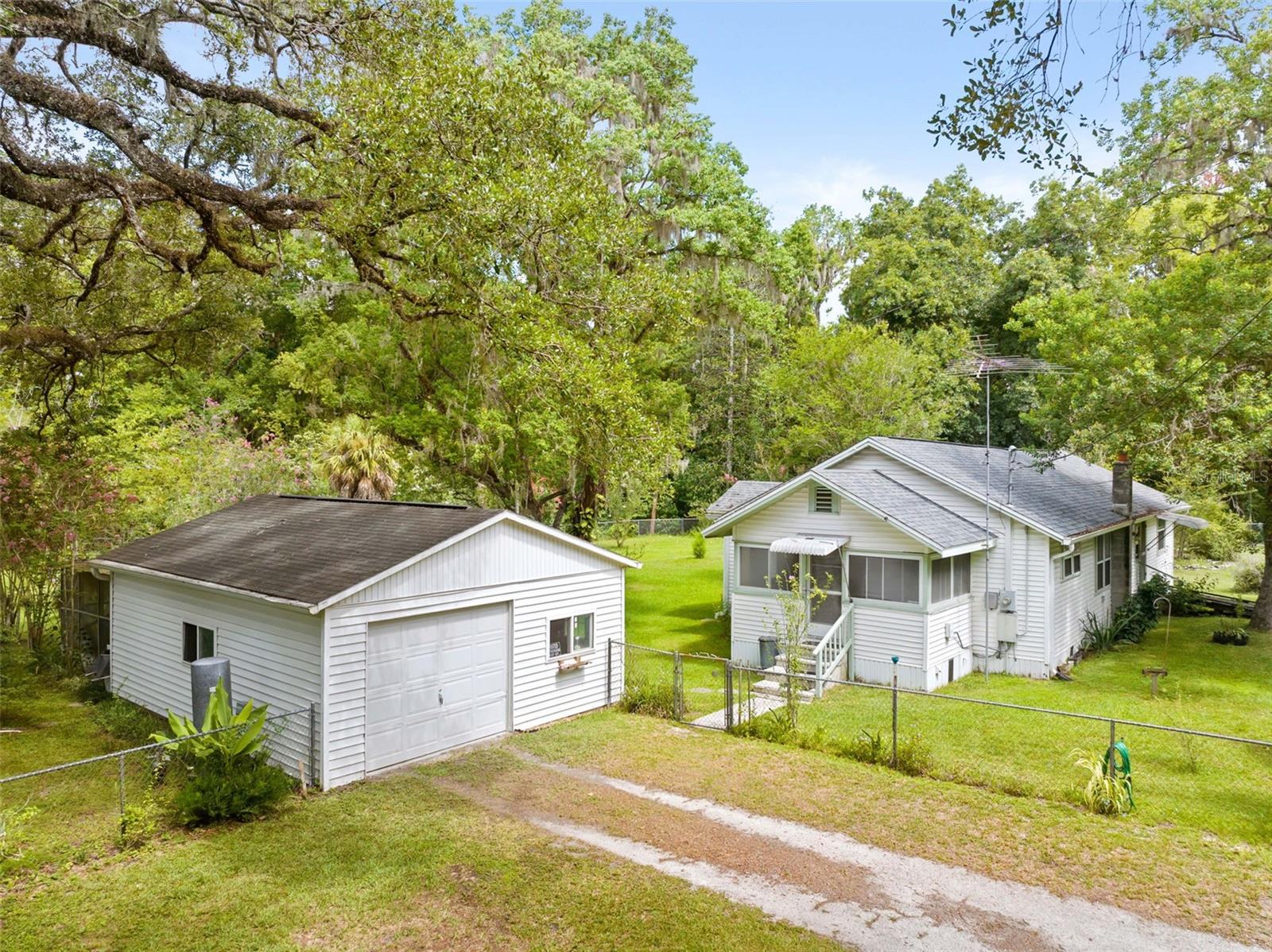 Photo of 8511 HILLCREST DRIVE BROOKSVILLE FL 34601