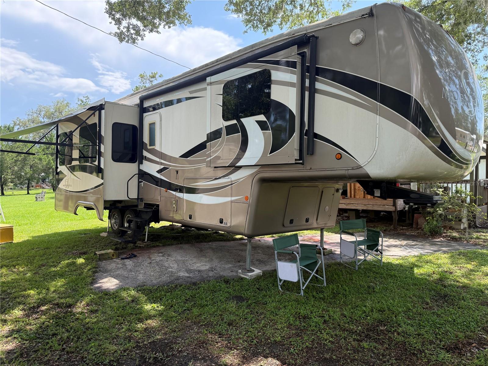 Photo of 2092 CULBREATH ROAD #D24 BROOKSVILLE FL 34602
