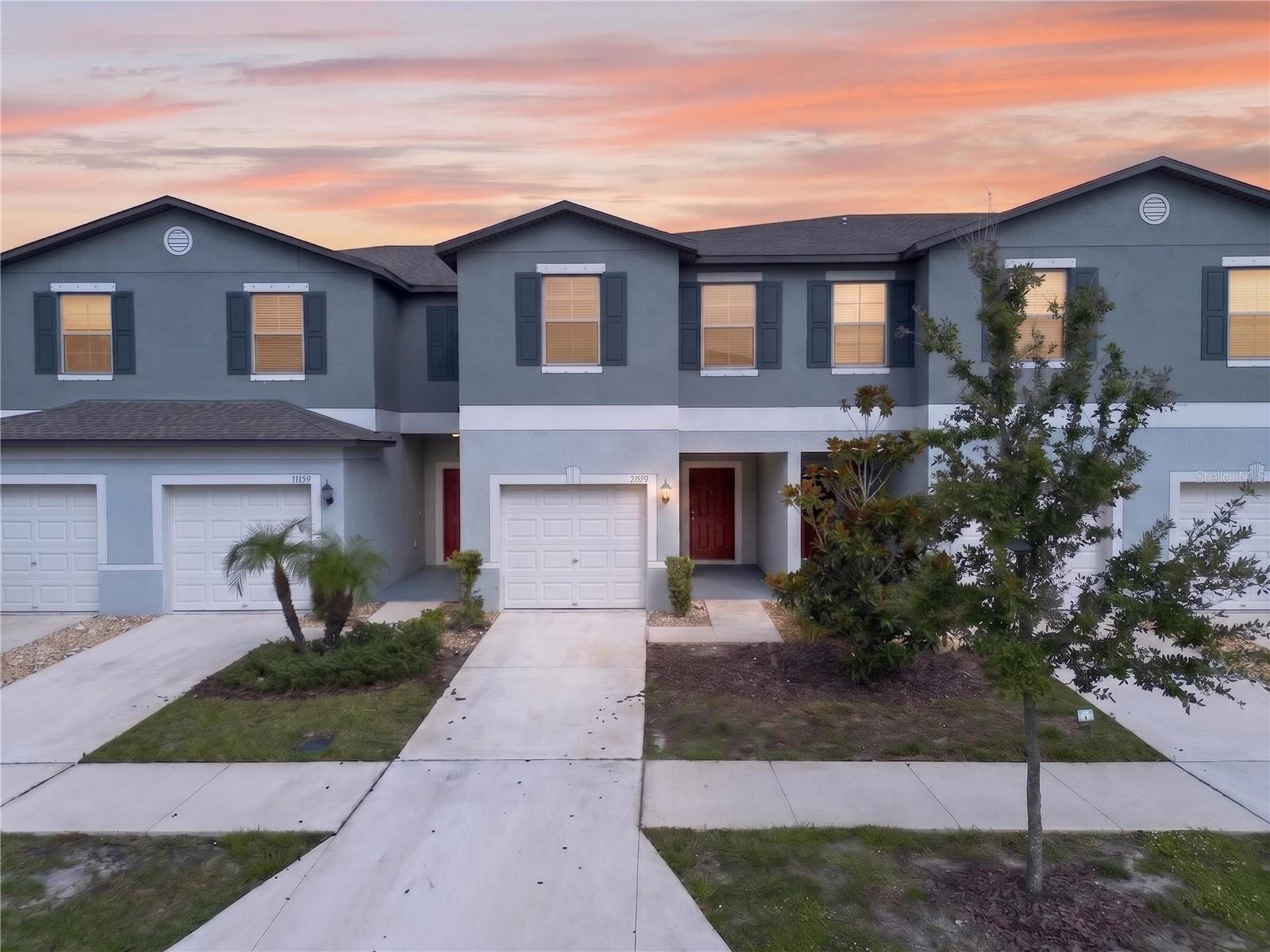 Photo of 11855 DUMAINE VALLEY ROAD RIVERVIEW FL 33579