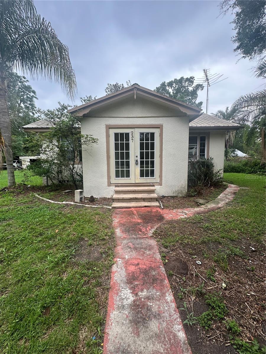 Photo of 237 BROAD STREET MASARYKTOWN FL 34604