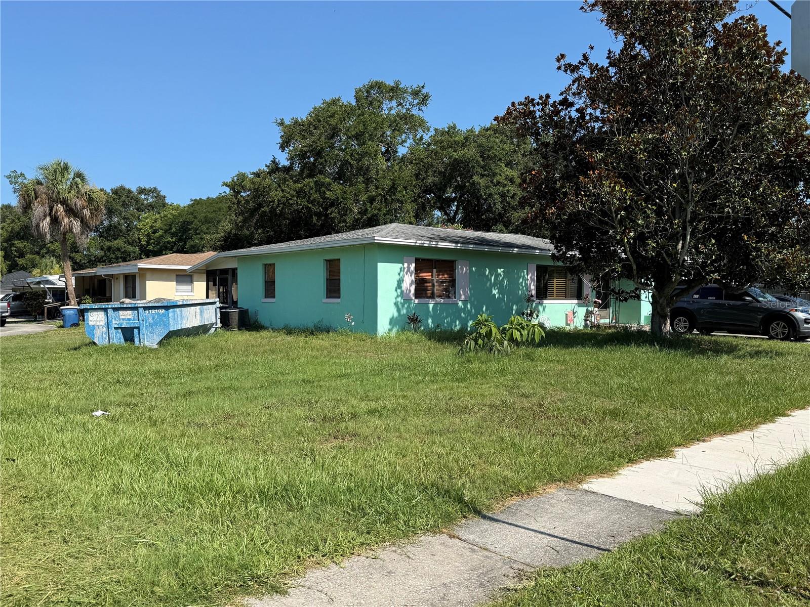 Photo of 1410 KINGS HIGHWAY CLEARWATER FL 33755