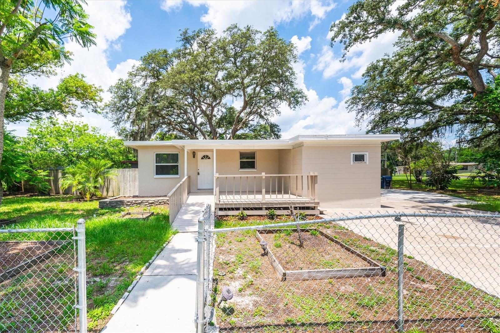 Photo of 1808 S CLUB COURT TAMPA FL 33612