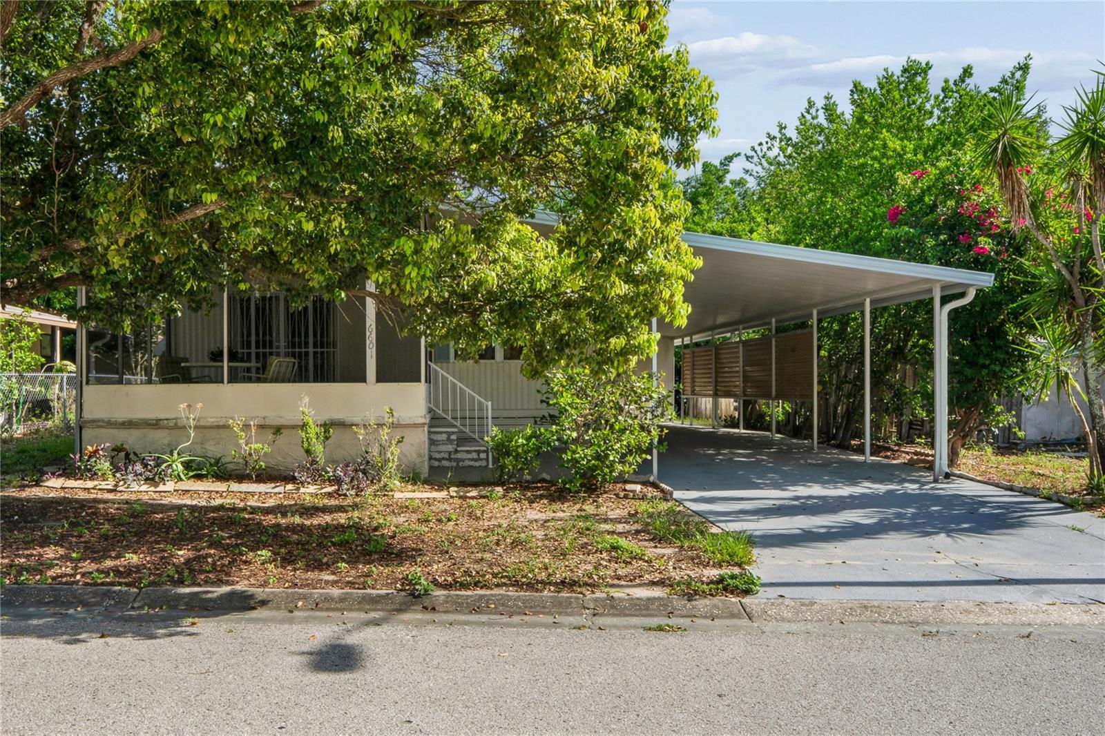 Photo of 6601 SUTHERLAND AVE NEW PORT RICHEY FL 34653