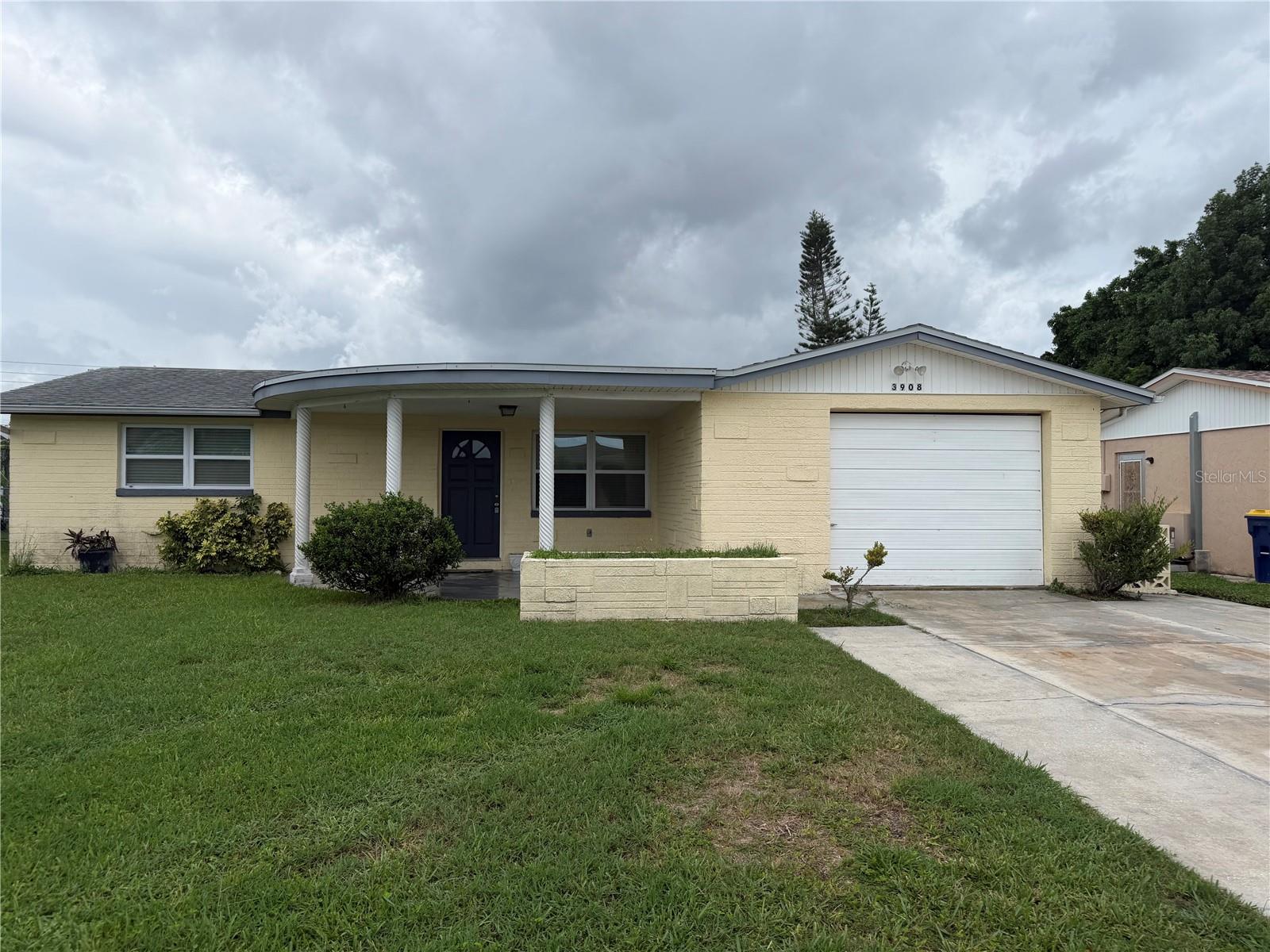 Photo of 3908 BADEN DRIVE HOLIDAY FL 34691