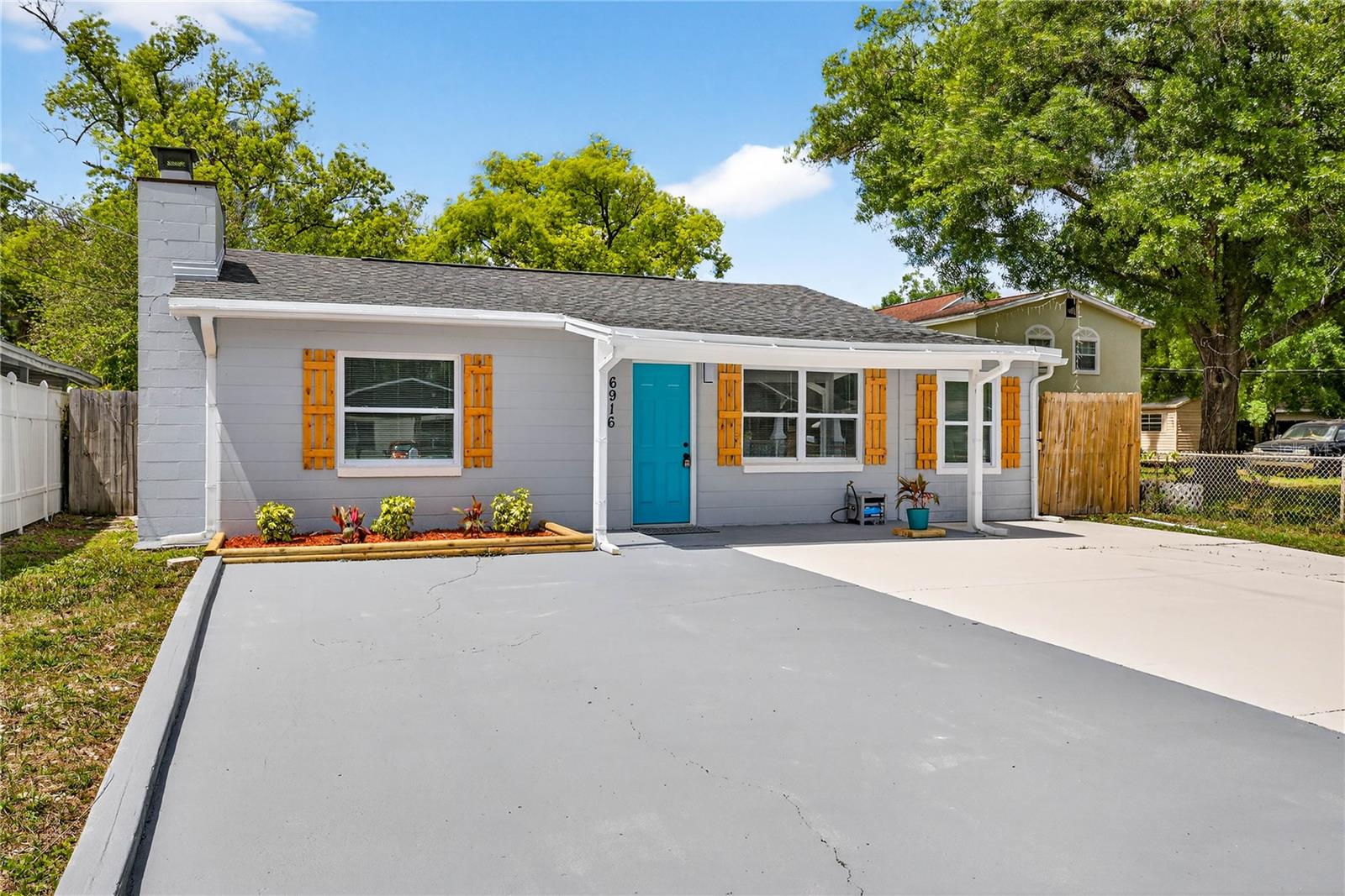 Photo of 6916 N ORLEANS AVENUE TAMPA FL 33604