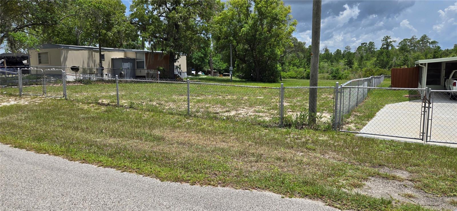 Photo of 0 LAKE DRIVE WEEKI WACHEE FL 34613
