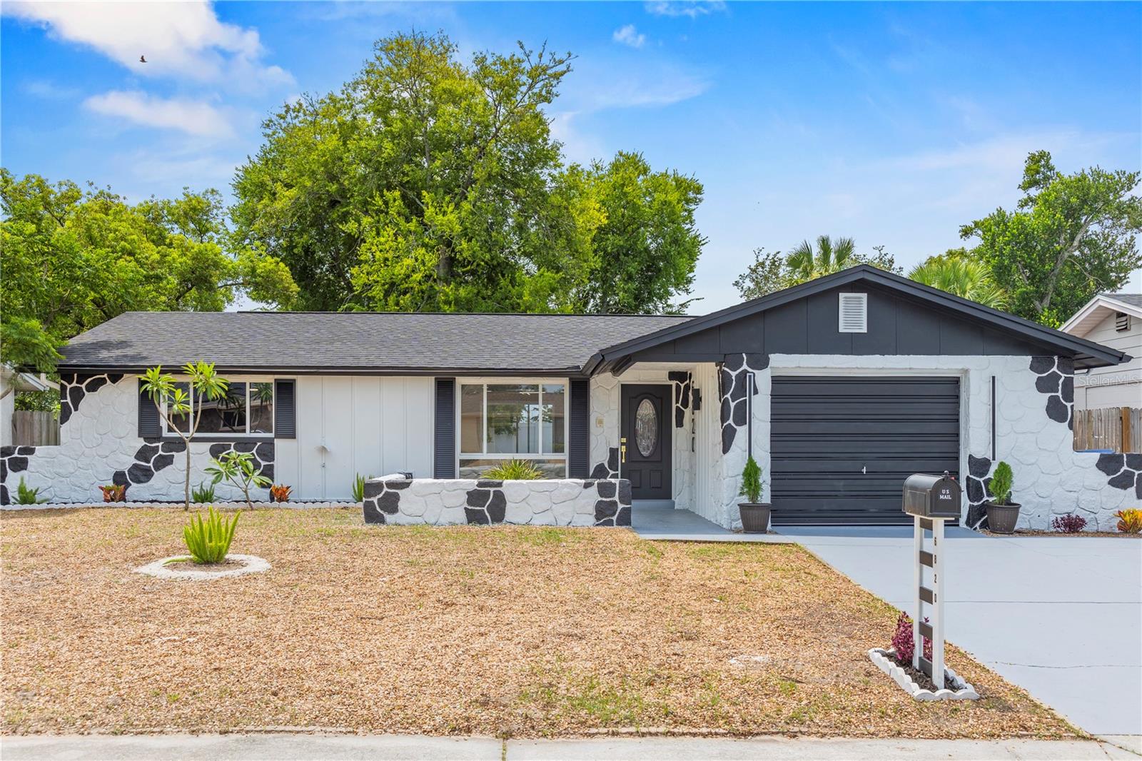 Photo of 6820 EL CAMINO PALOMA STREET PORT RICHEY FL 34668