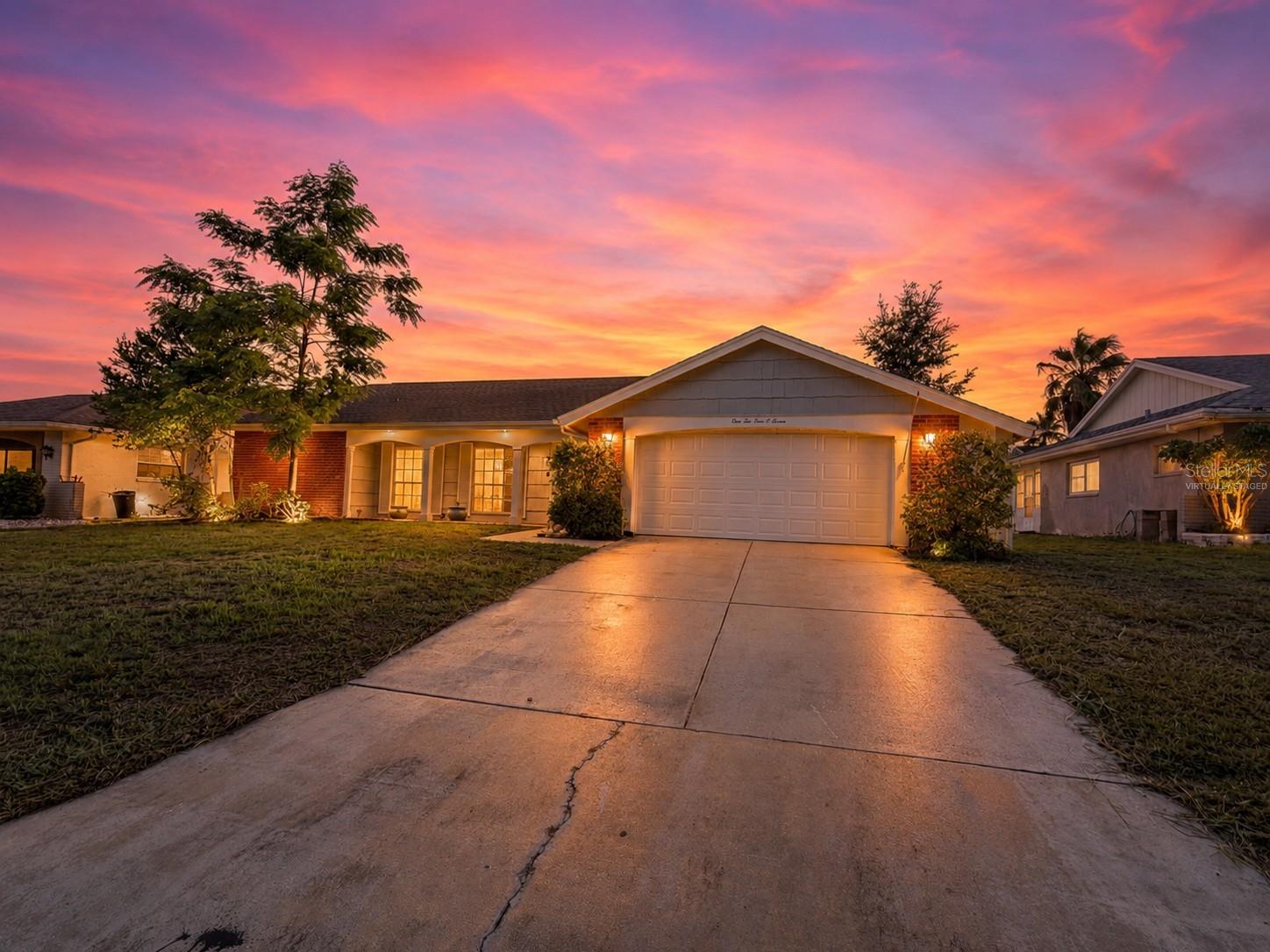 Photo of 12407 WEATHERSTONE ROW HUDSON FL 34667