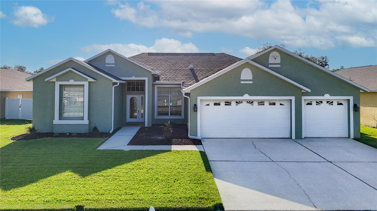 Photo of 24807 BLAZING TRAIL WAY LAND O LAKES FL 34639