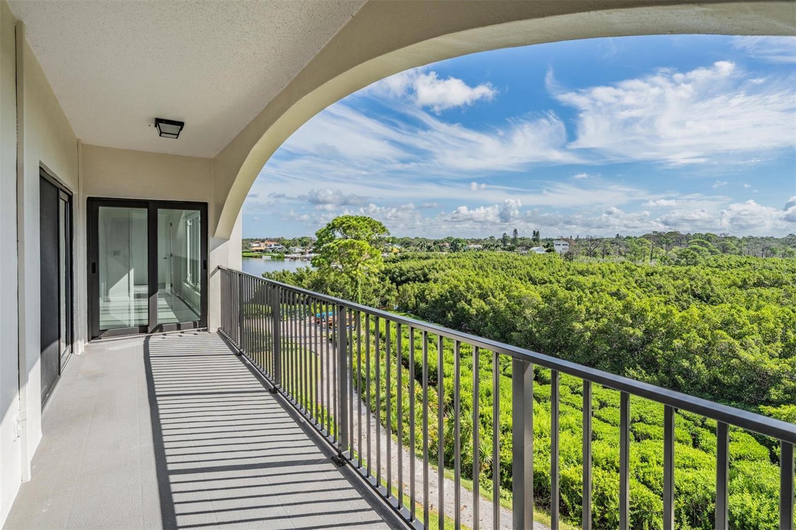 Photo of 244 MARINER DRIVE #244 TARPON SPRINGS FL 34689