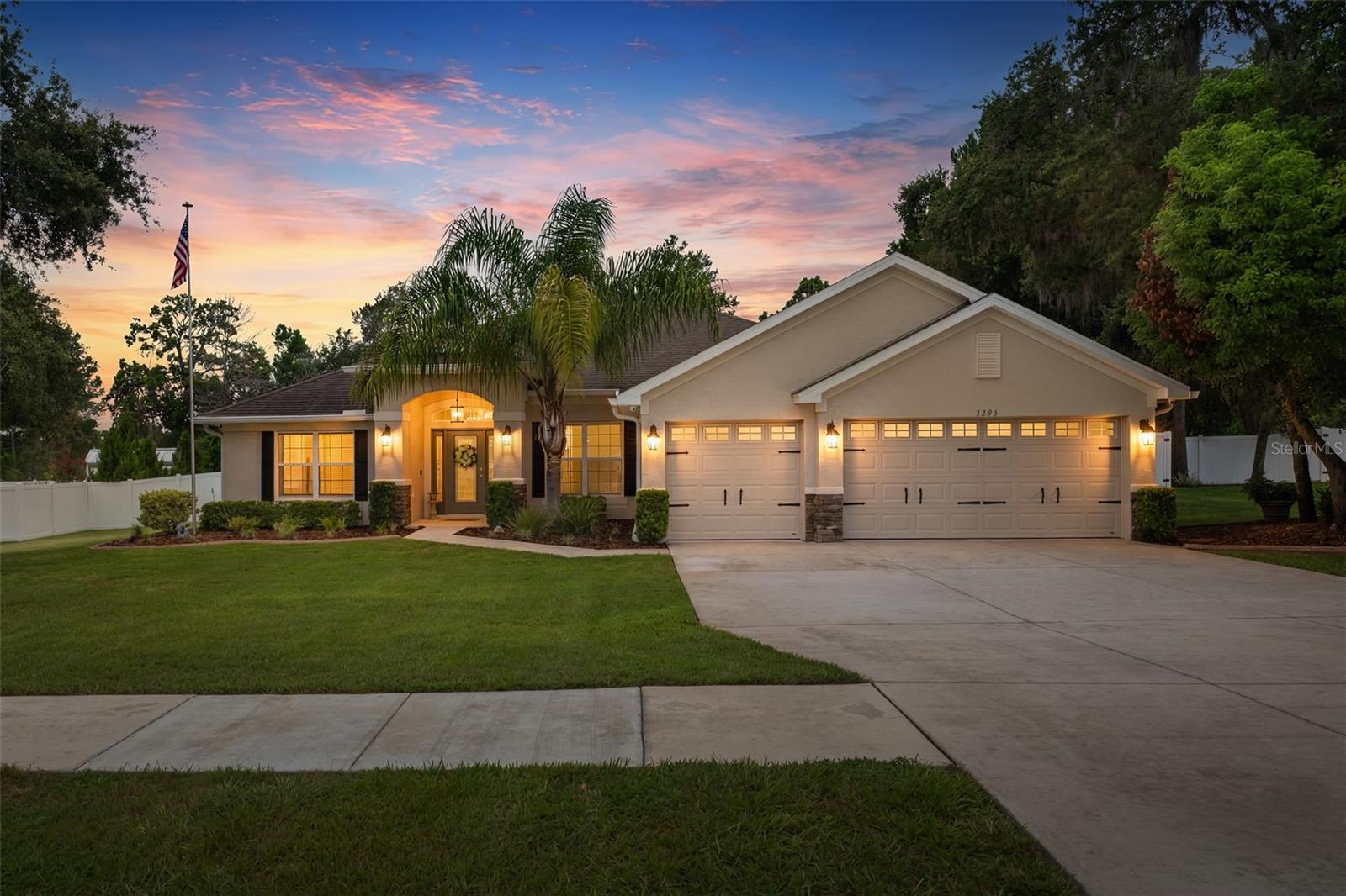 Photo of 3295 PONYTAIL COURT SPRING HILL FL 34609