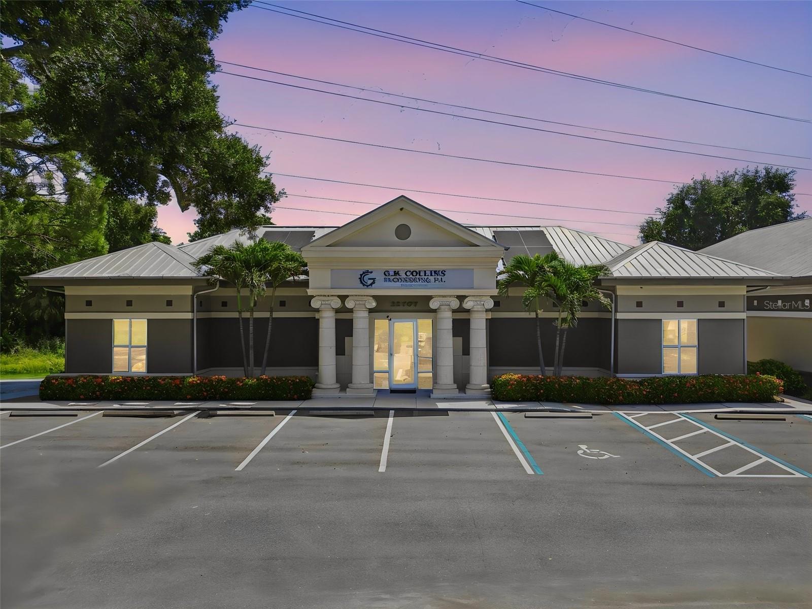 Photo of 32707 US HIGHWAY 19 PALM HARBOR FL 34684