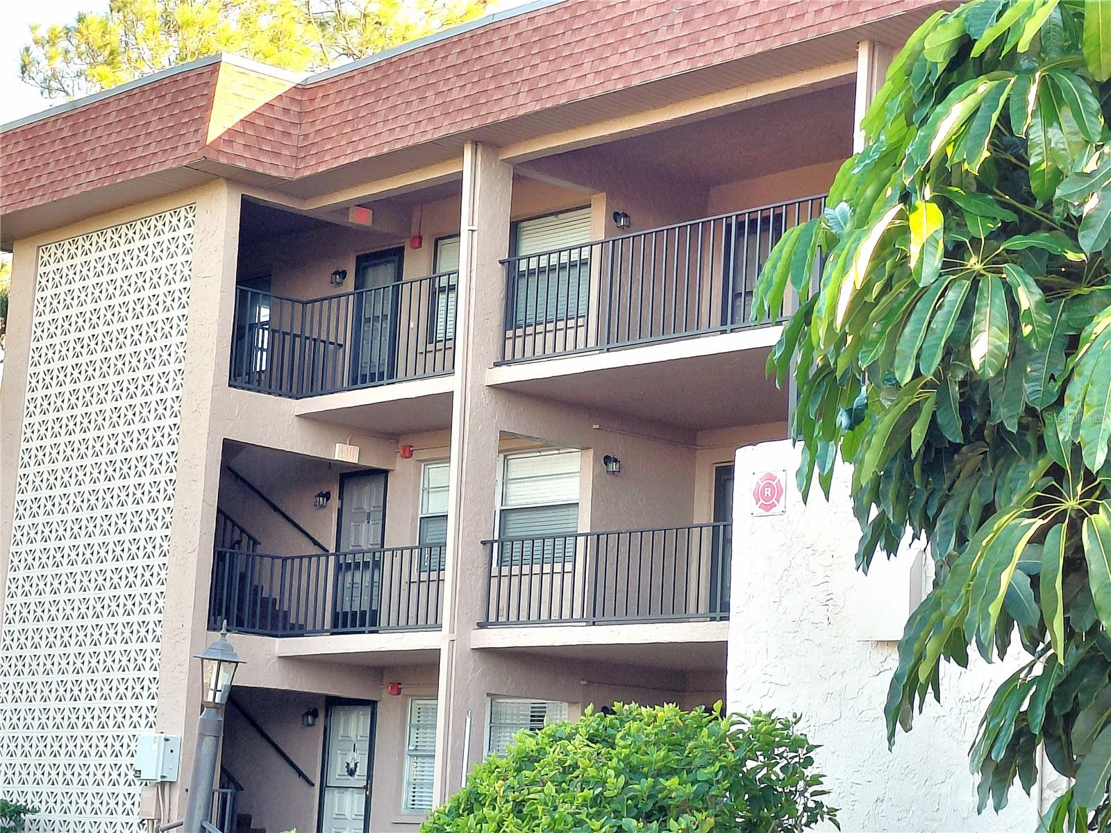 Photo of No Address Listed TARPON SPRINGS FL 34689