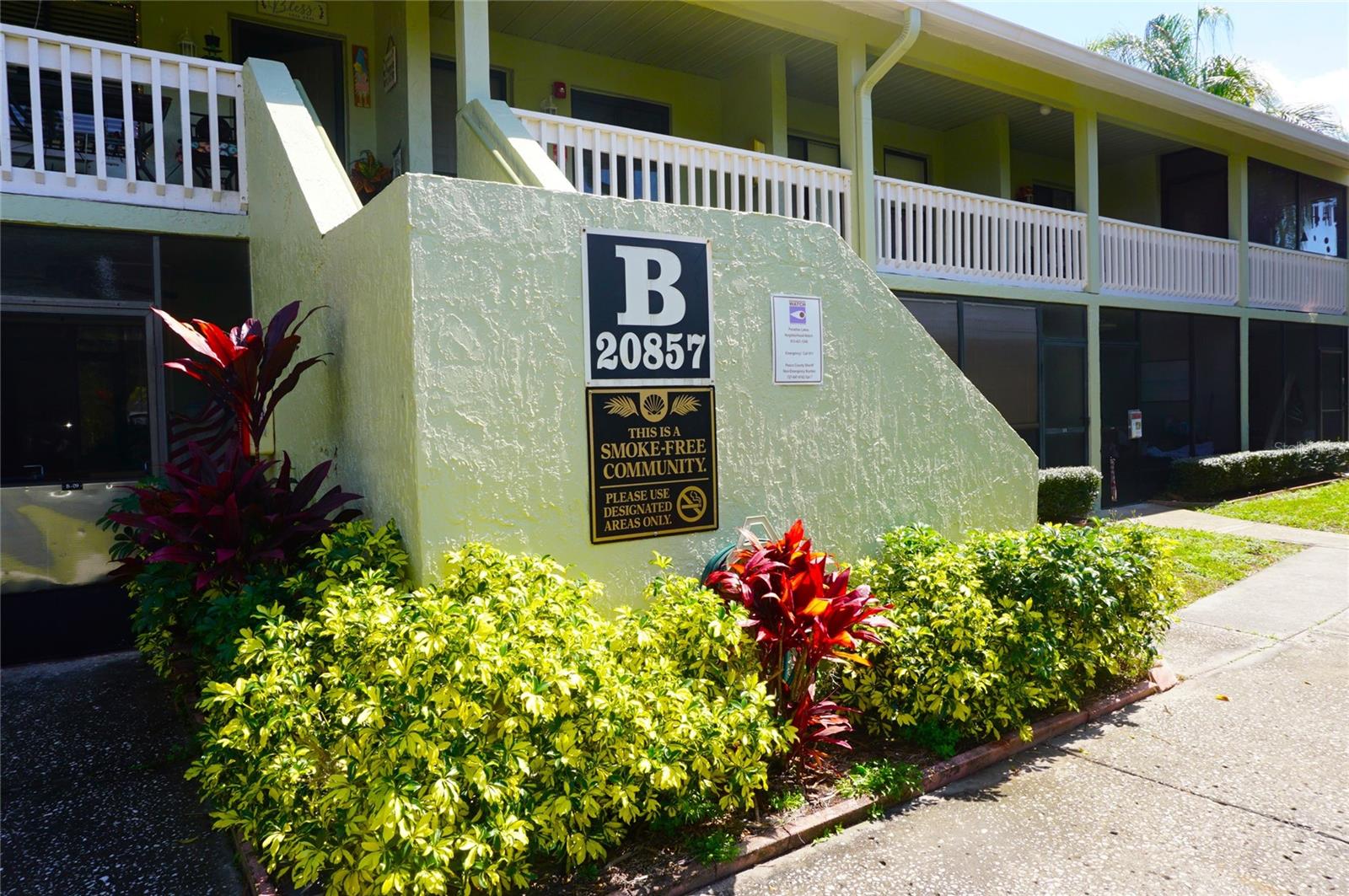 Photo of 20857 HAULOVER COVE #B12 LUTZ FL 33558