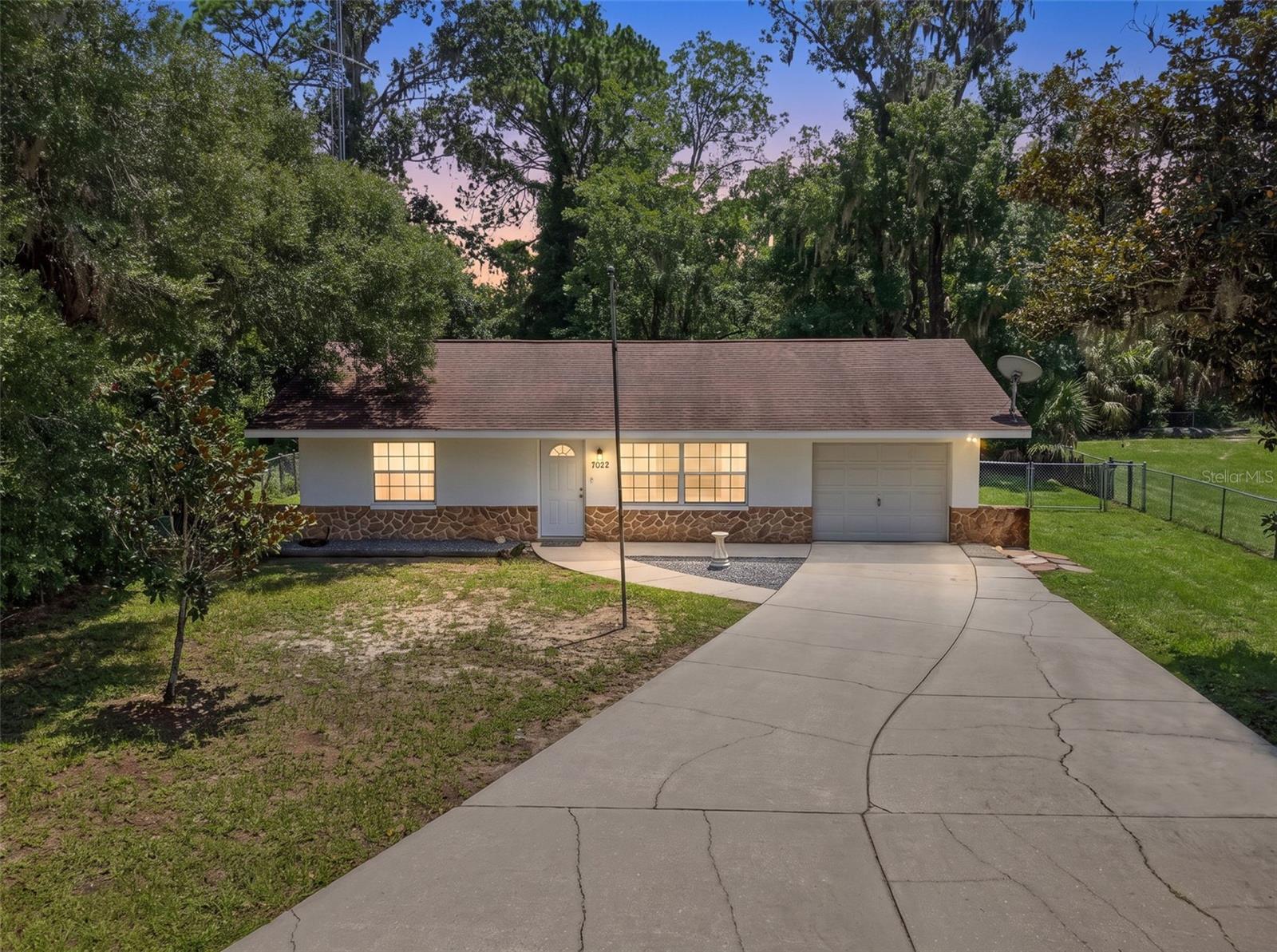 Photo of 7022 W CRESTVIEW LANE CRYSTAL RIVER FL 34429