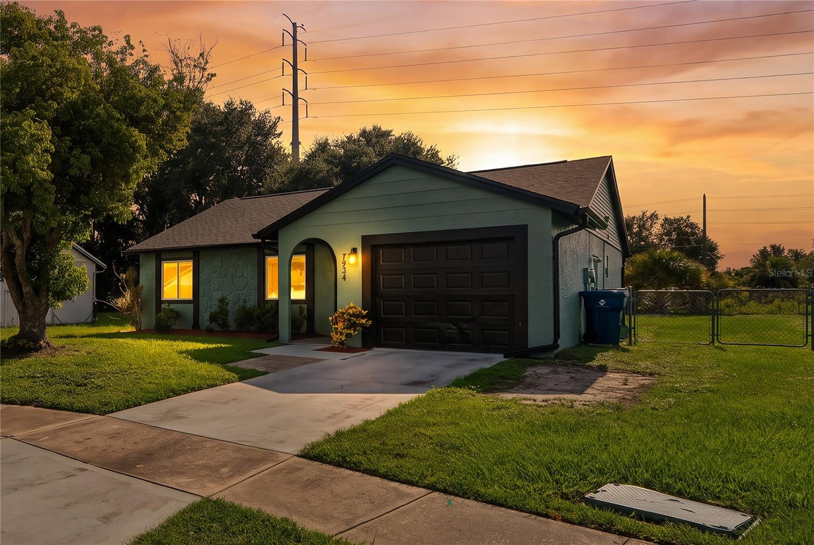 Photo of 7934 ADELAIDE LOOP NEW PORT RICHEY FL 34655