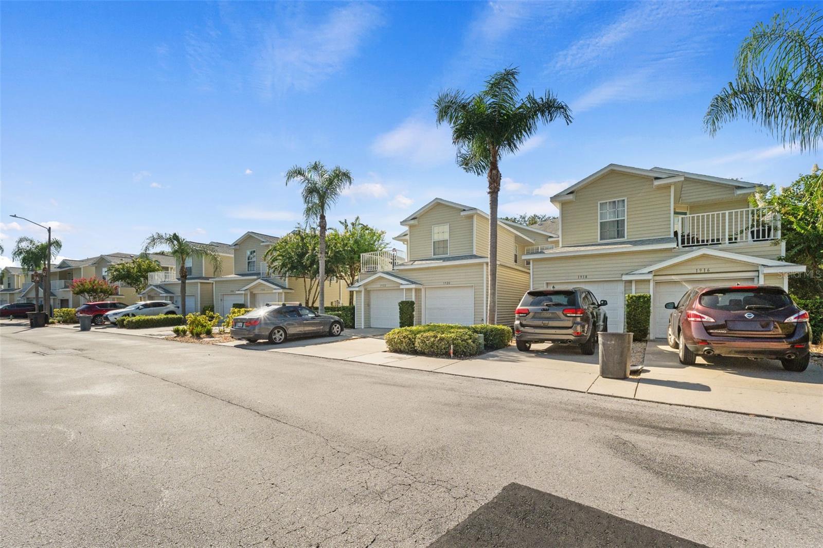 Photo of 1920 HAMMOCKS AVENUE #1002 LUTZ FL 33549