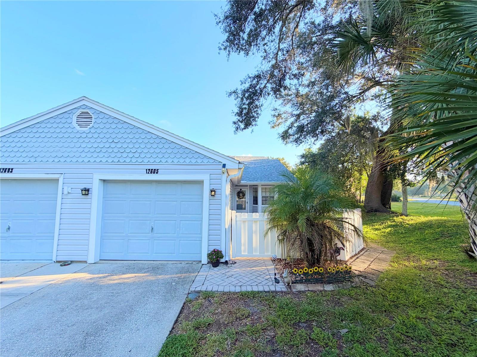 Photo of 12605 KNOLLBROOK LANE HUDSON FL 34669