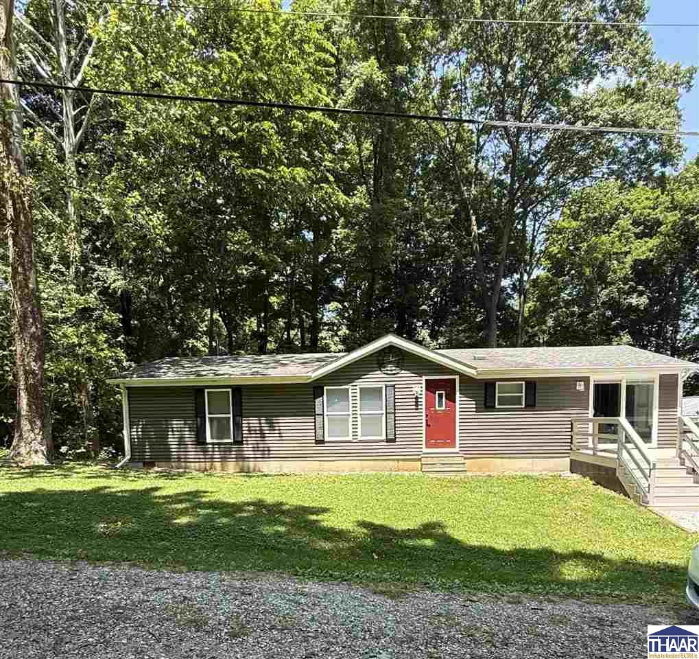 Photo of 105 Crabapple Reelsville IN 46171