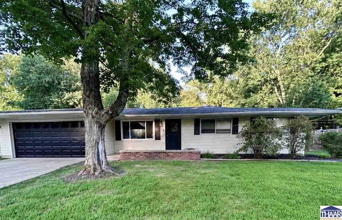 Photo of 136 Lawrin Boulevard Terre Haute IN 47803