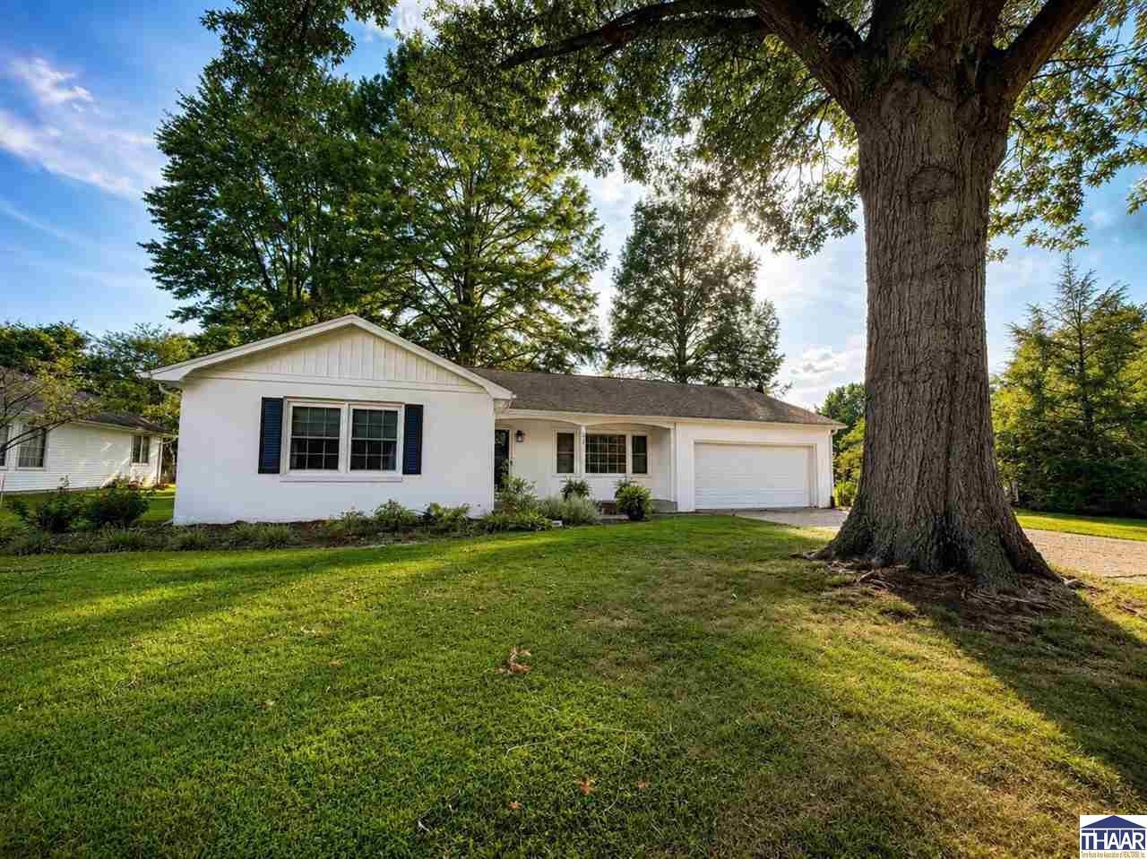 Photo of 51 Lakeview Drive Terre Haute IN 47803