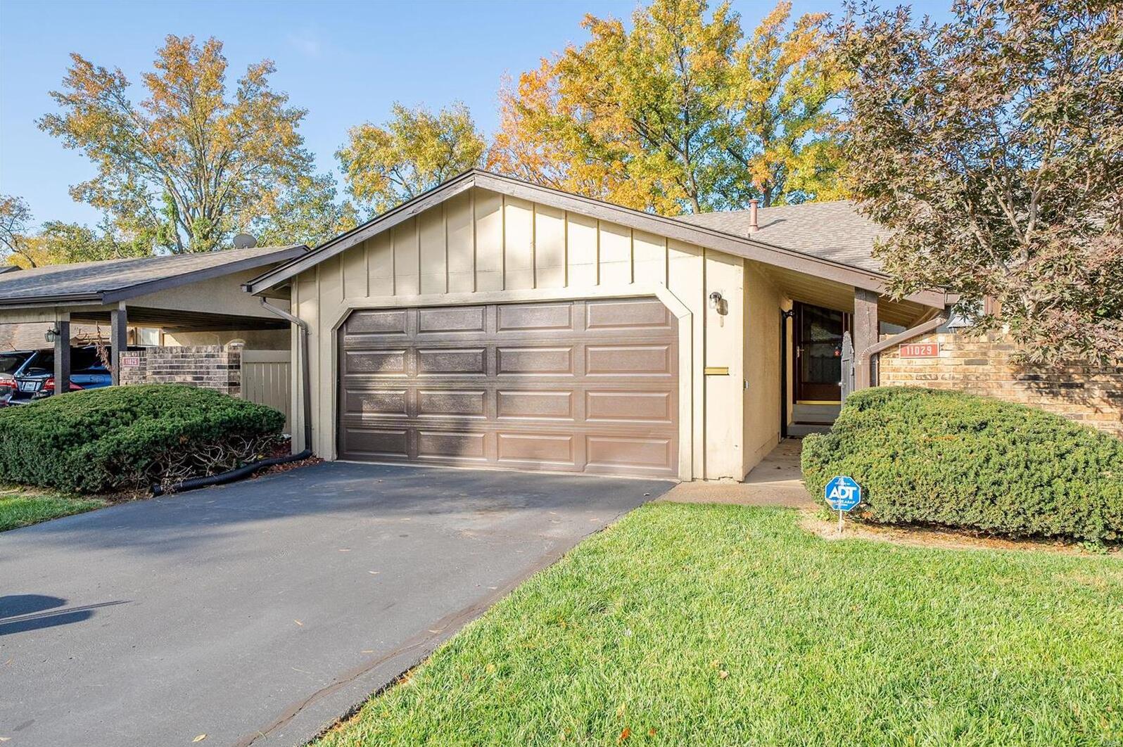 Photo of 11029 Thousand Oaks Drive St Louis MO 63136