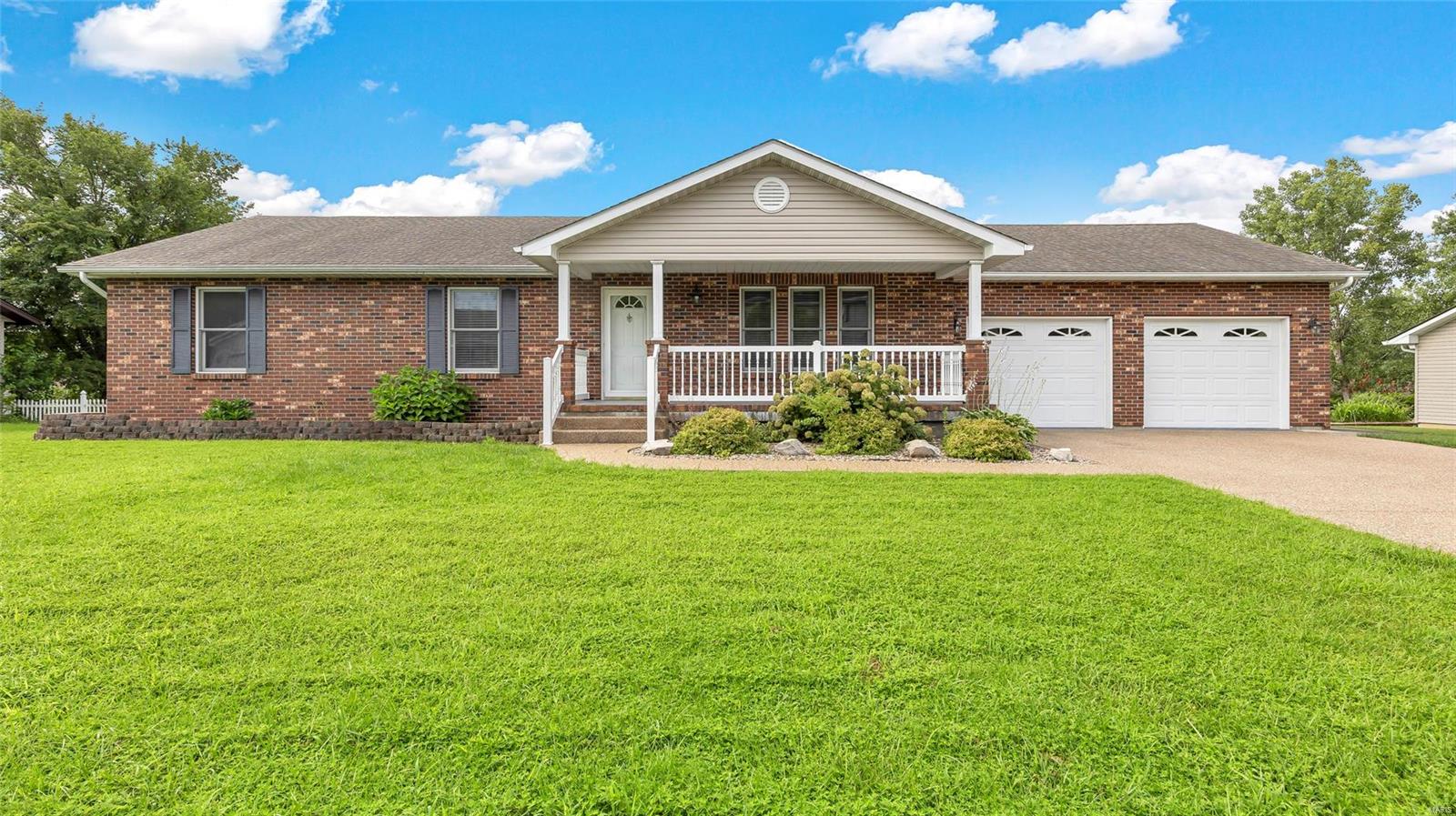 Photo of 34 Pebblestone Court Troy MO 63379