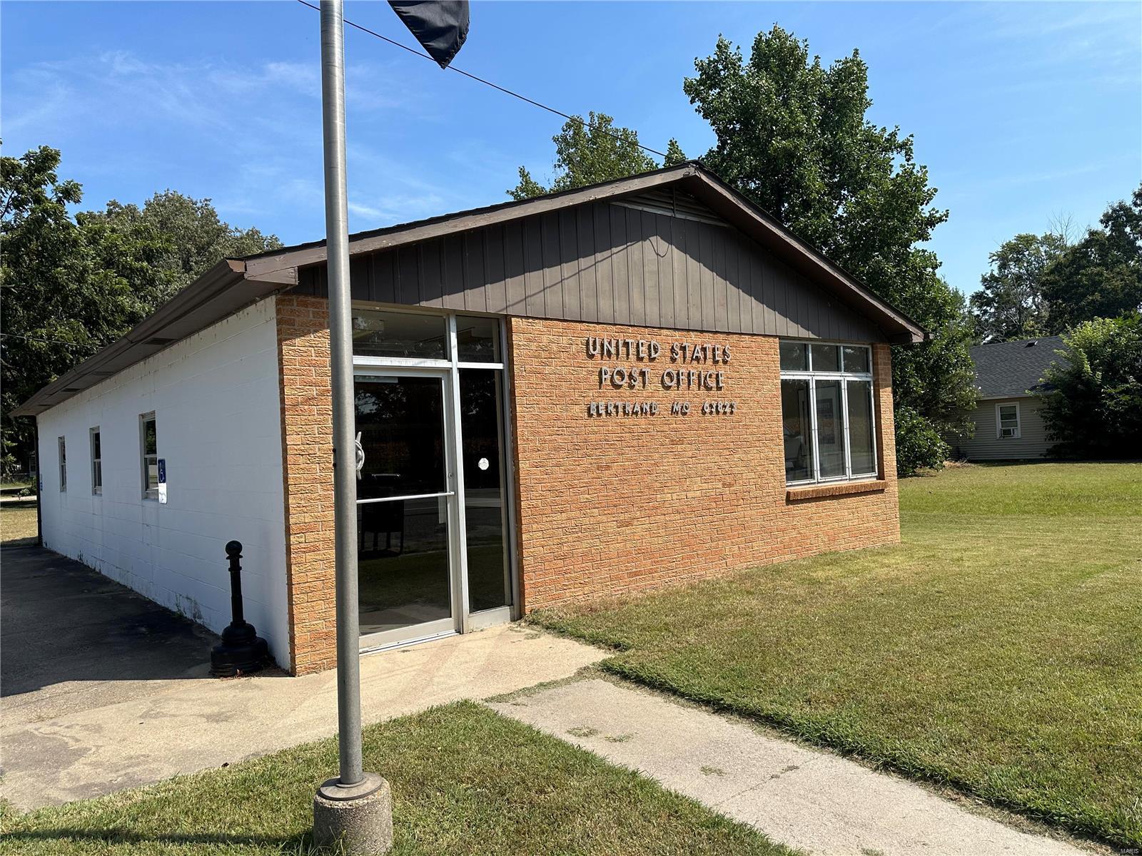 Photo of 210 W Cedar Street Bertrand MO 63823