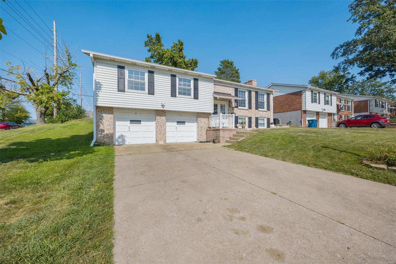Photo of 4125 Sunrise Way Drive St Louis MO 63125