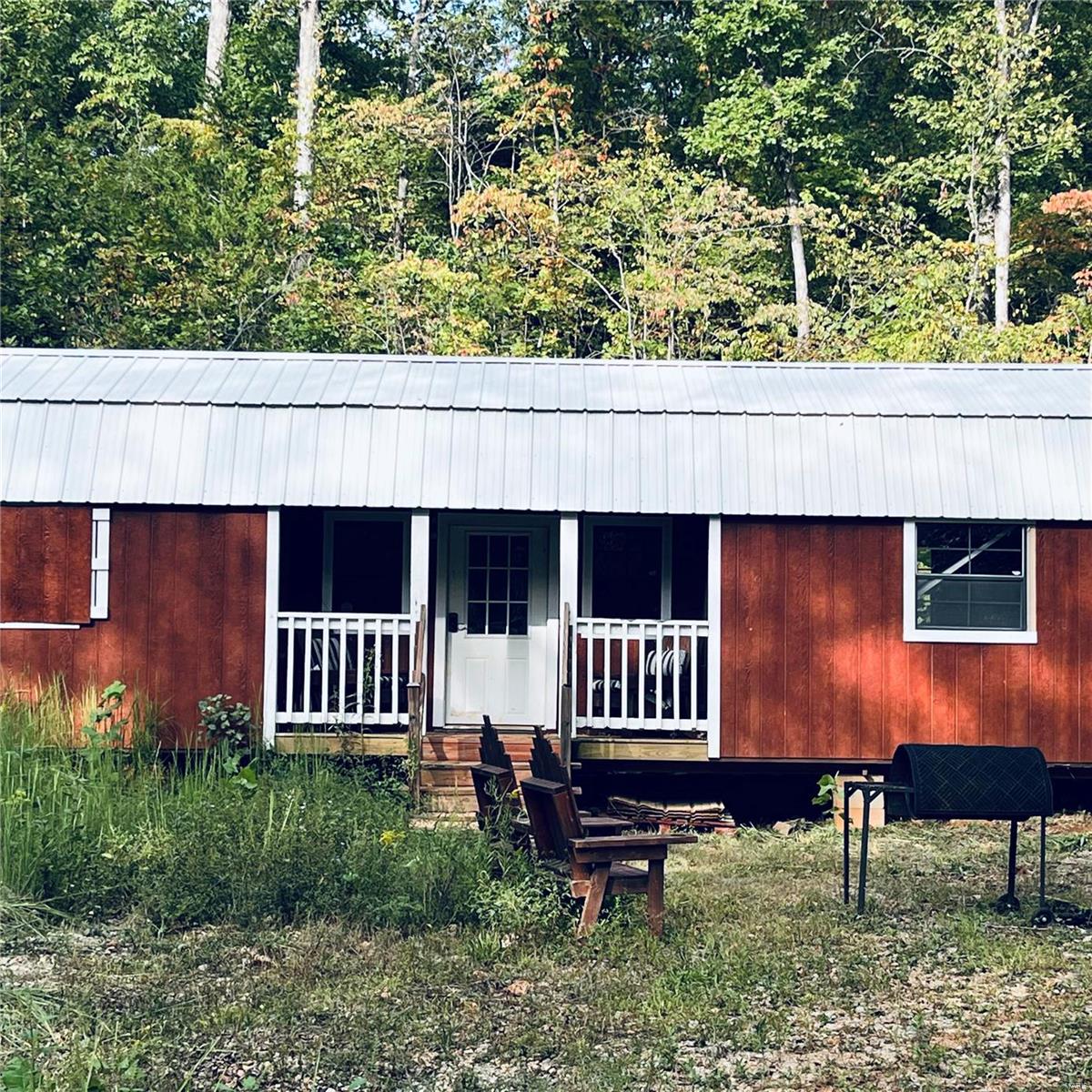 Photo of 8852 Parrot French Village MO 63036