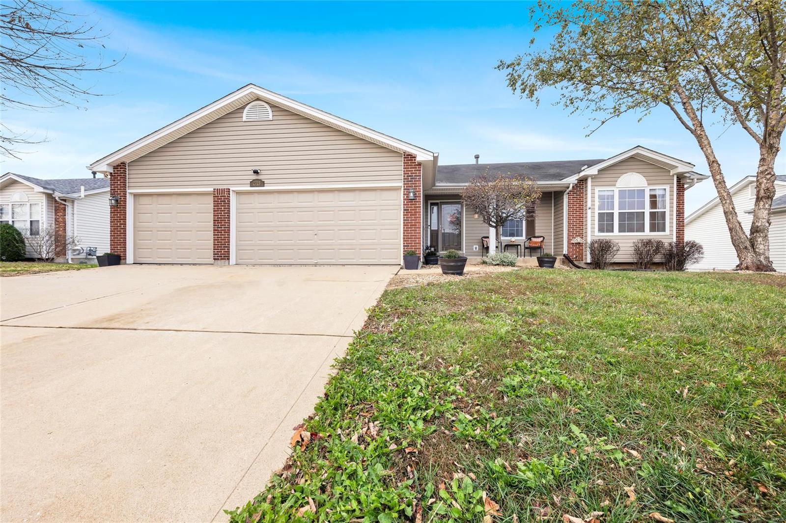 Photo of 2723 Providence Ridge Drive Wentzville MO 63385