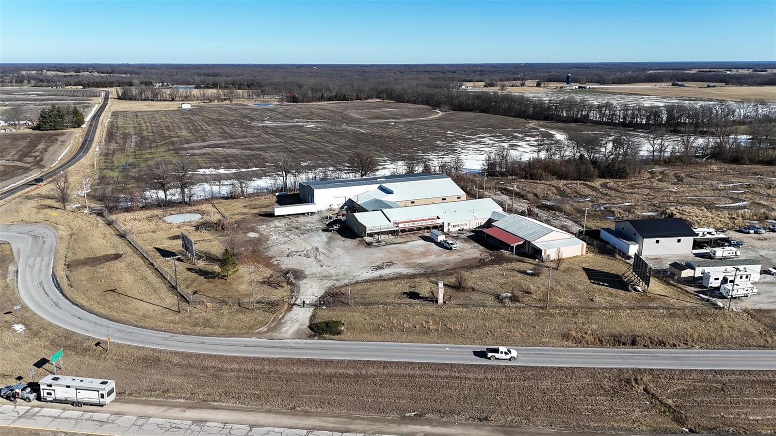 Photo of 8509 Old US Hwy 40 Williamsburg MO 63388