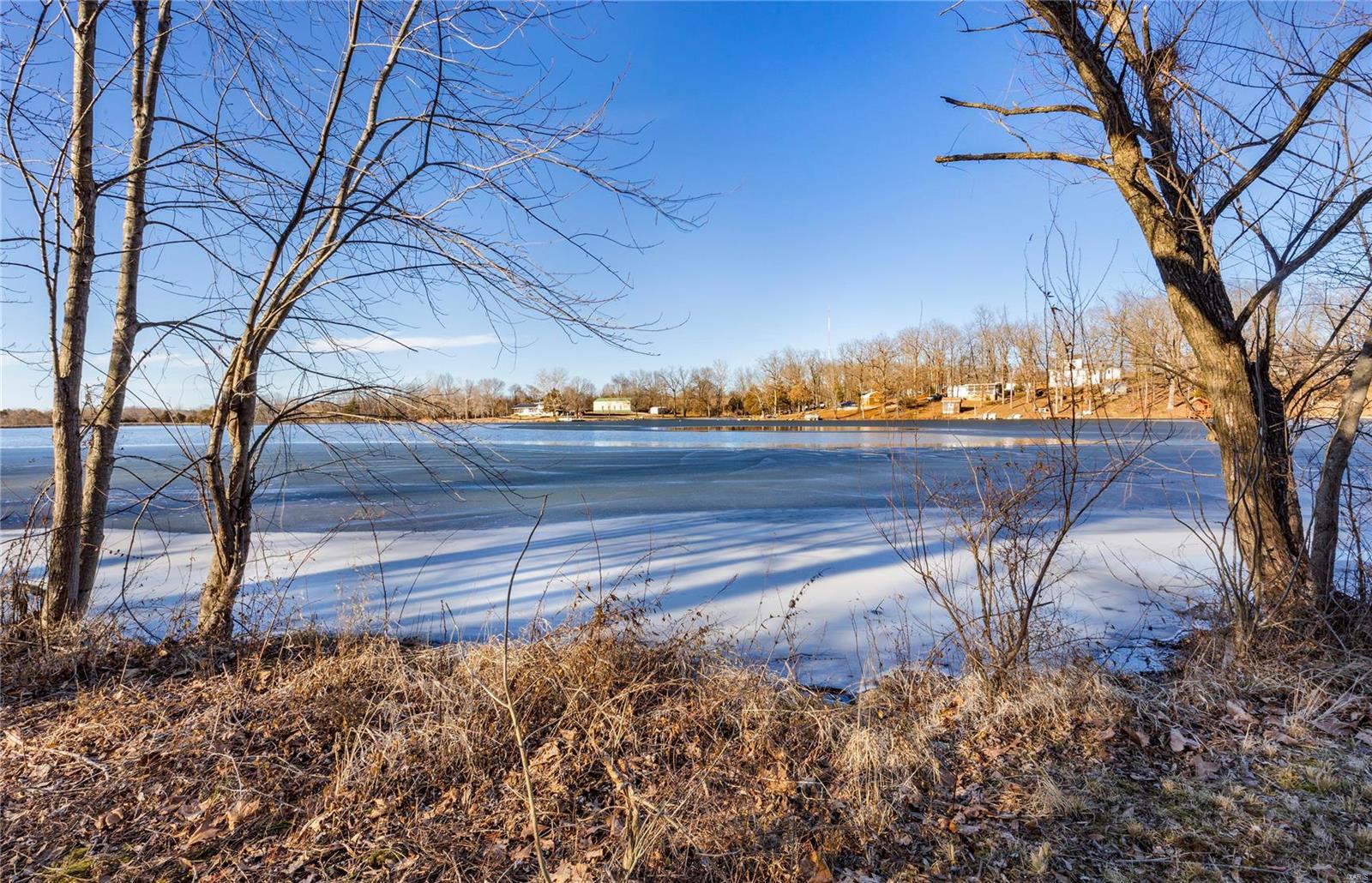 Photo of 0 .49 acre lot Southlake Dr De Soto MO 63020