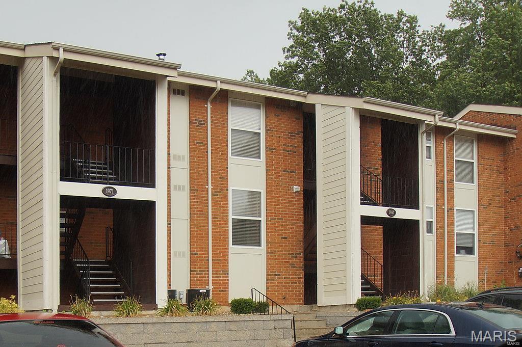 Photo of 1971 Hunting Lake Court St Louis MO 63122