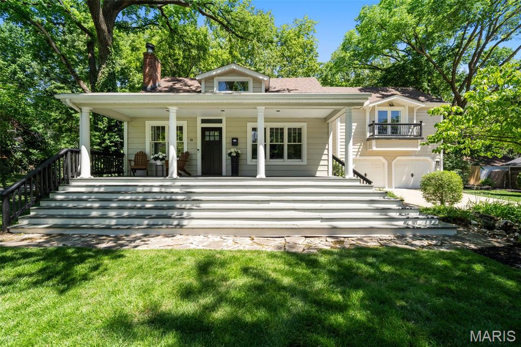 Photo of 19 W Jackson Road Webster Groves MO 63119
