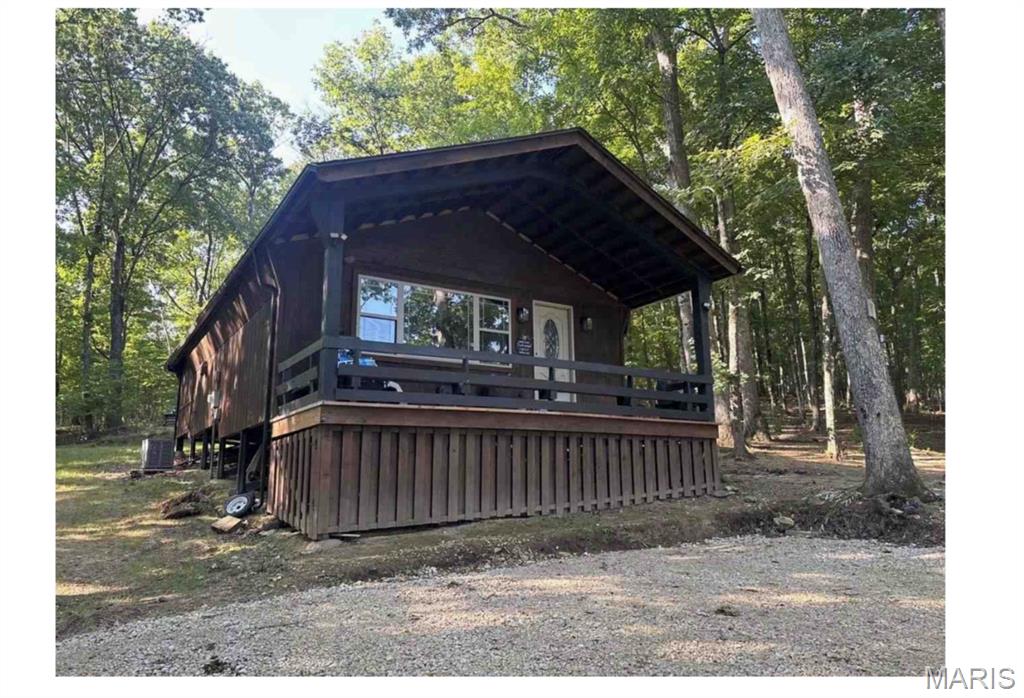 Photo of 130 S Lake Dr Hillsboro MO 63050