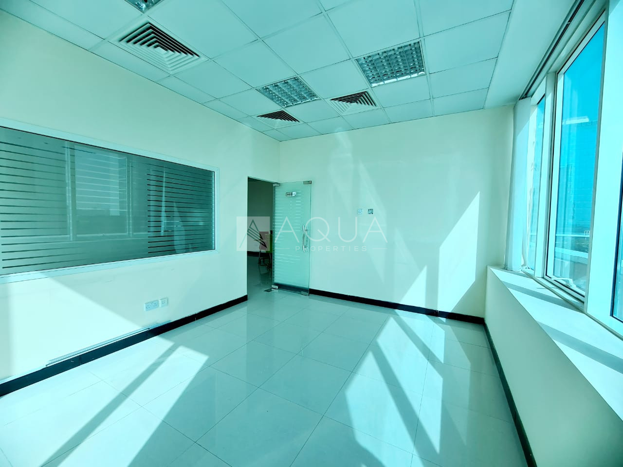Ready office Partitioned Business Bay office_spaces for rent in