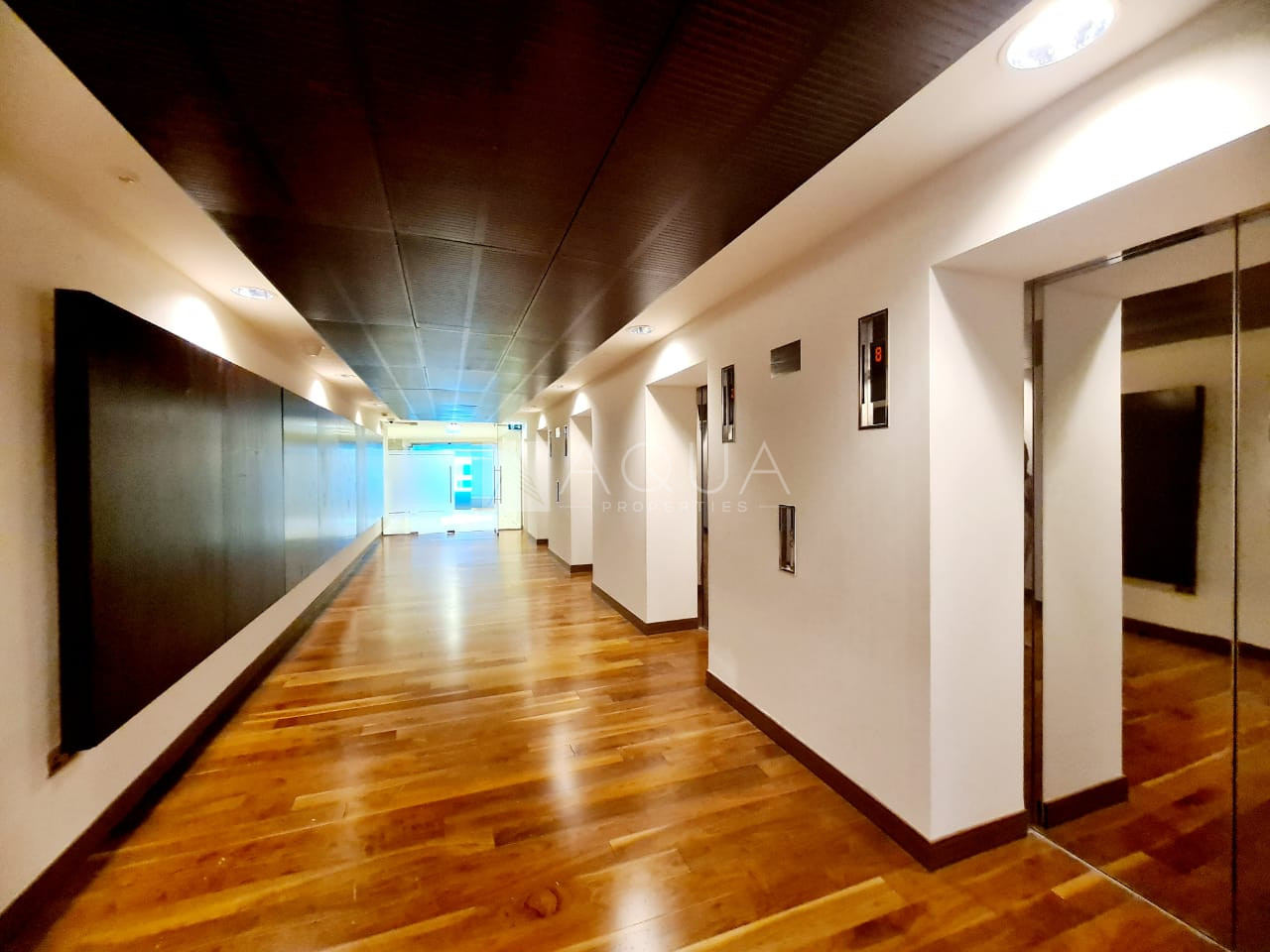 Full Floor 20 Partitions Near Metro office_spaces for rent in Park