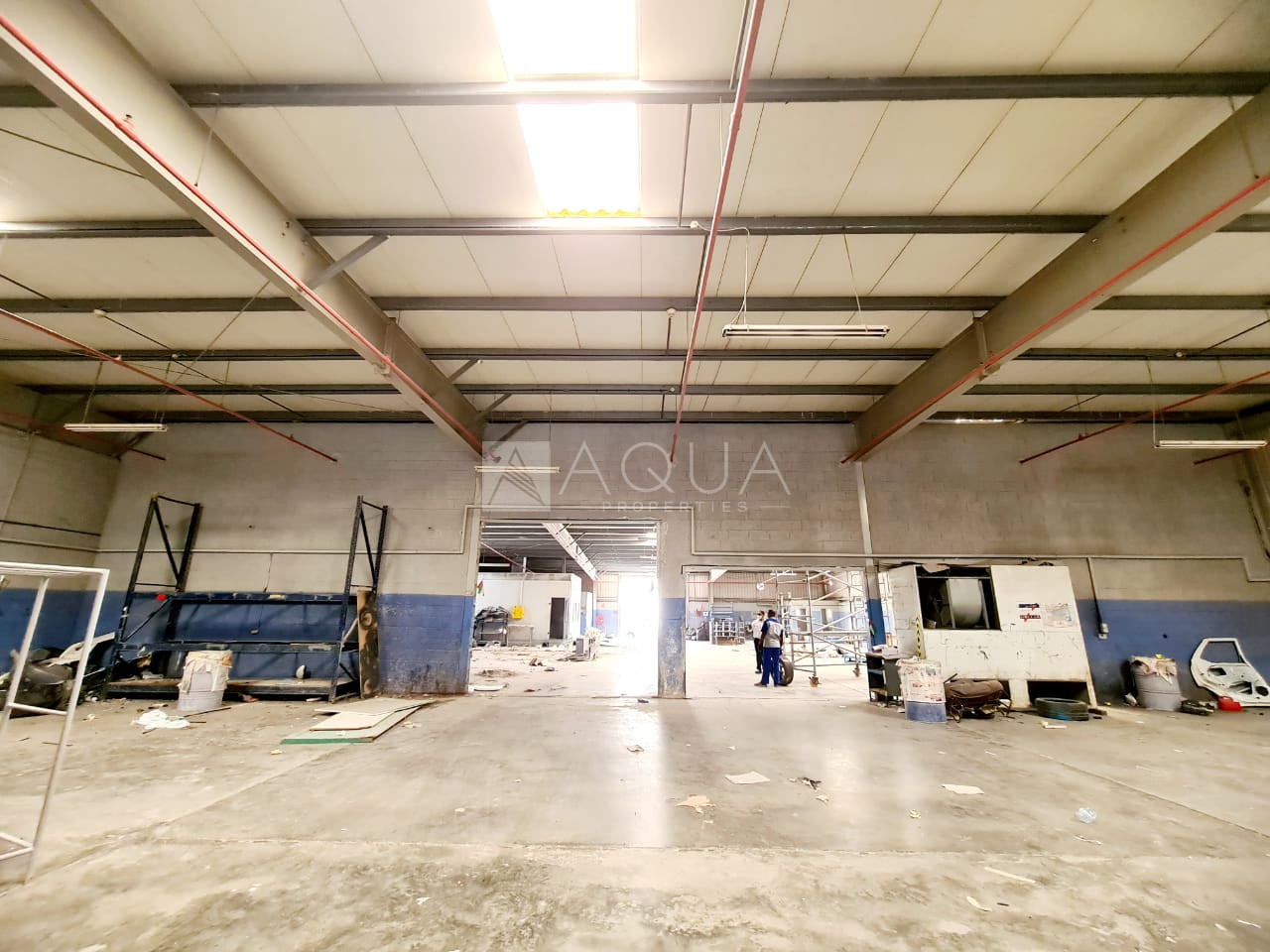 Warehouse Civil defense ready Insulated warehouses for rent in Al