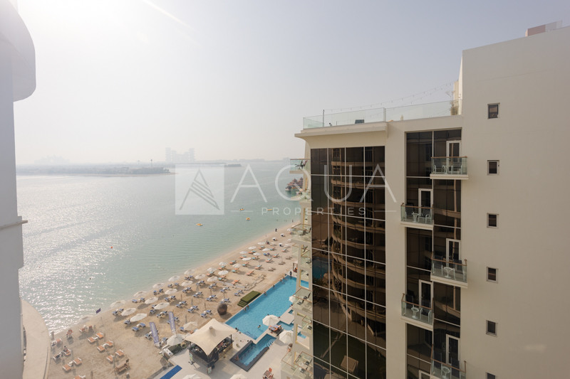 Exclusive l Spacious Unit l Partial Sea View